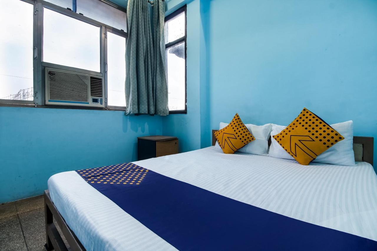 Spot On 40972 Hotel Gurubaksh Rampur  Экстерьер фото