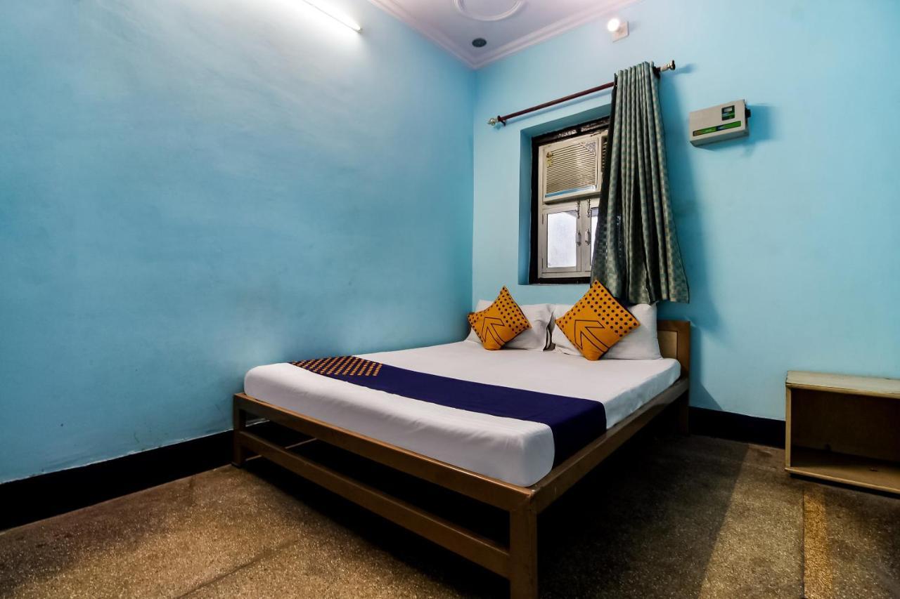 Spot On 40972 Hotel Gurubaksh Rampur  Экстерьер фото