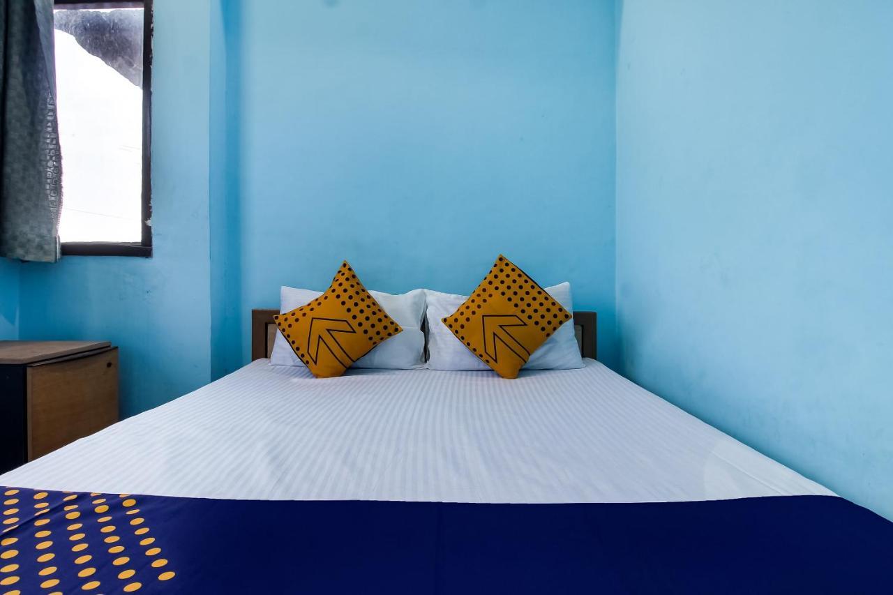 Spot On 40972 Hotel Gurubaksh Rampur  Экстерьер фото