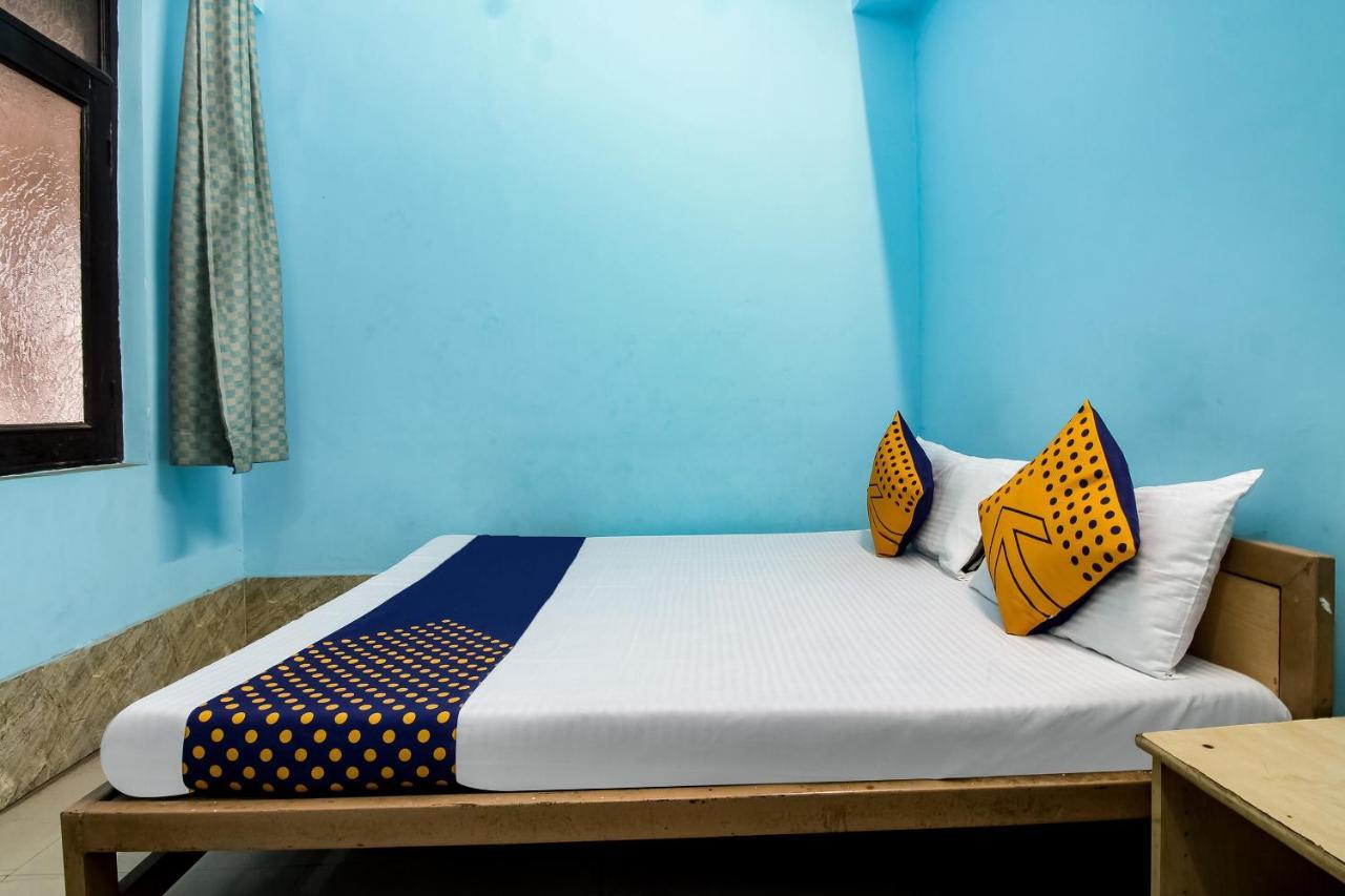Spot On 40972 Hotel Gurubaksh Rampur  Экстерьер фото